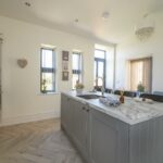 luxury homes in cliff oaks-the stables leeds