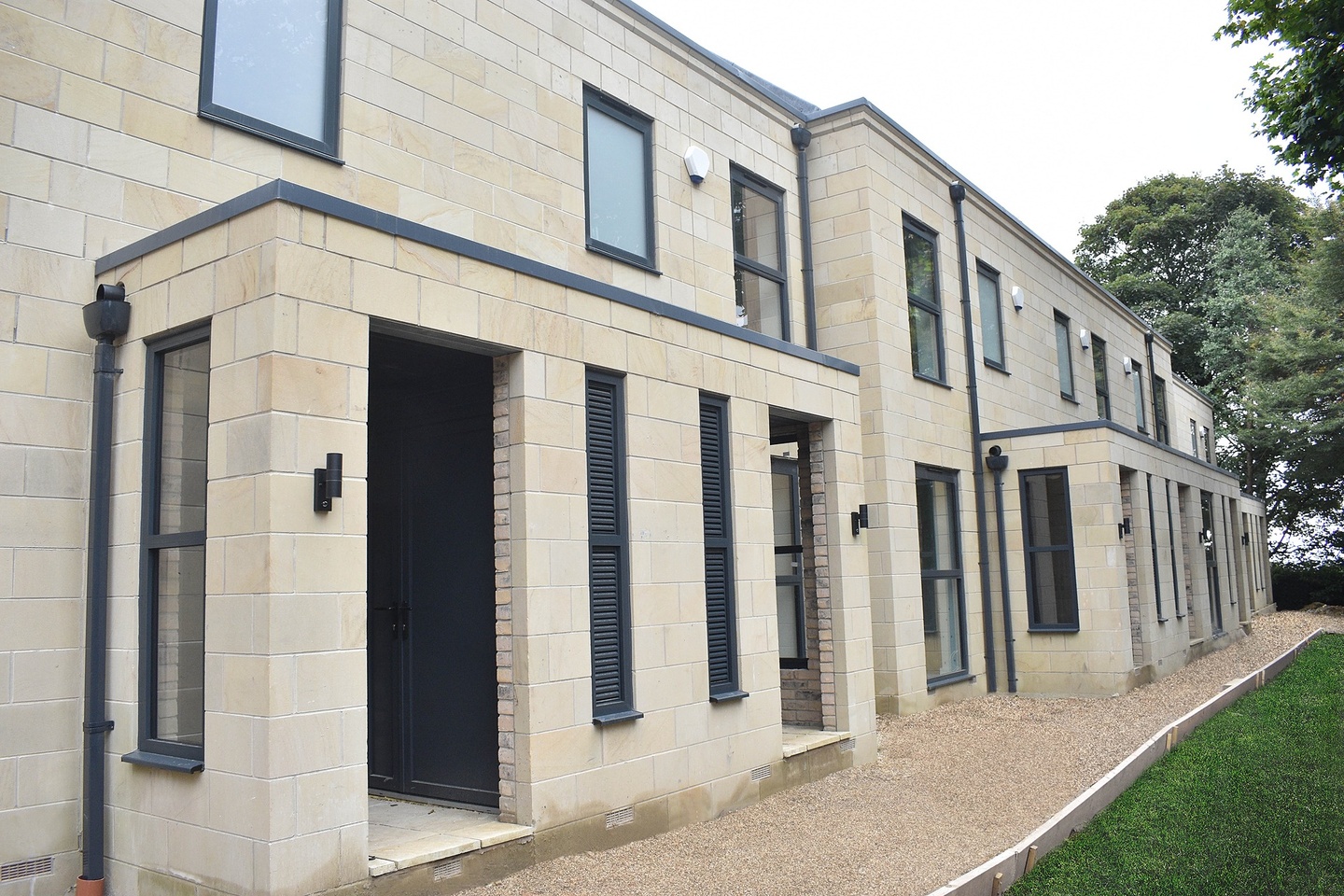 Cliff Oaks townhouses Leeds